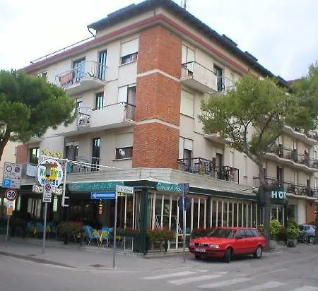 Harrys Hotel 3*